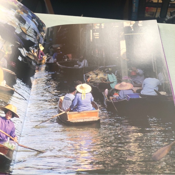 Thai Cooking The Food and the Lifestyle Judy Williams Hard Cover Book 2004 - Picture 8 of 11